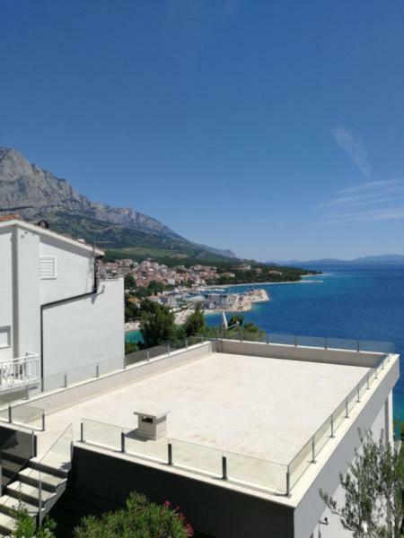 Studio Apartman Monika Hotell Baška Voda Exteriör bild